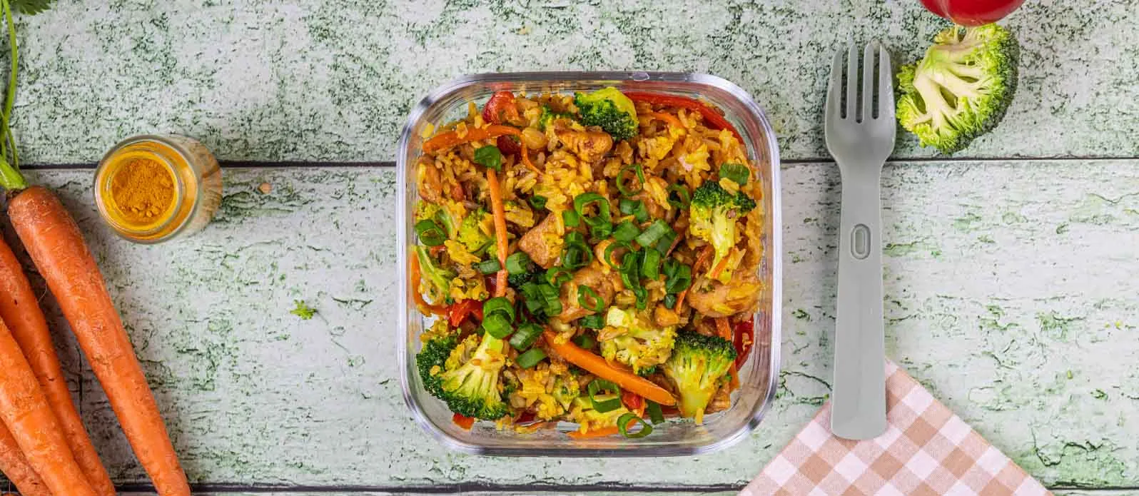 Gebratener Reis mit Huhn und Gemüse