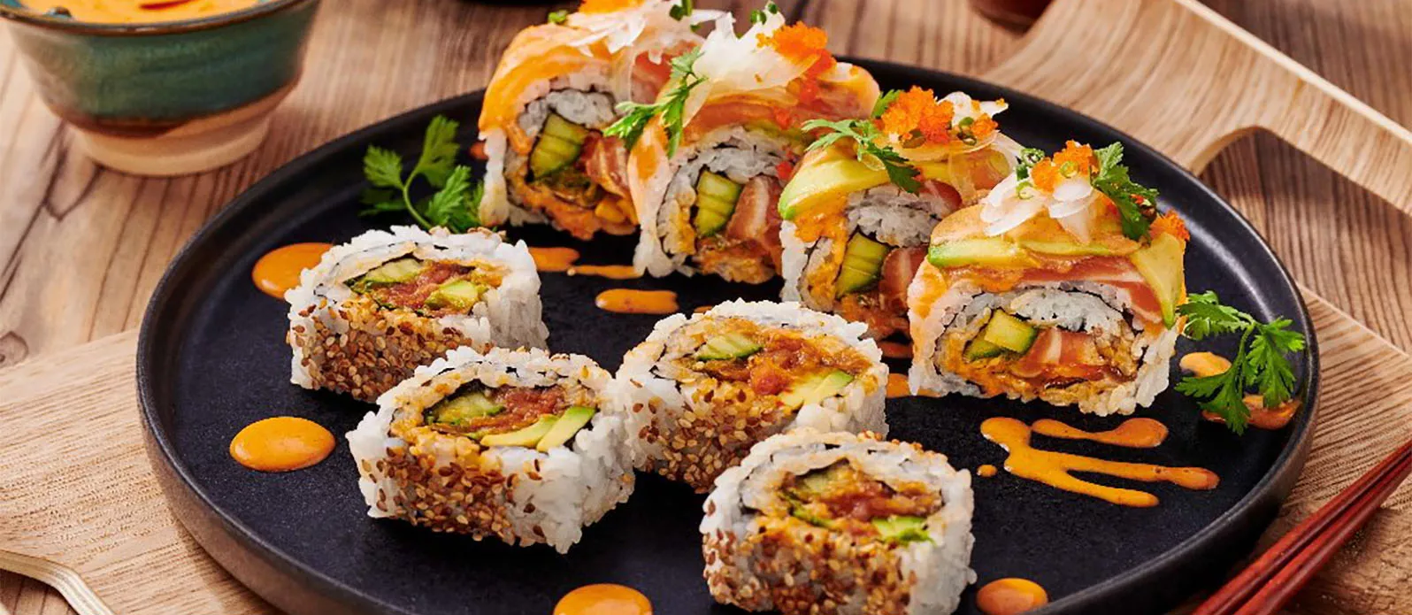 Thunfisch- und Lachs-Rolls mit Kimchi