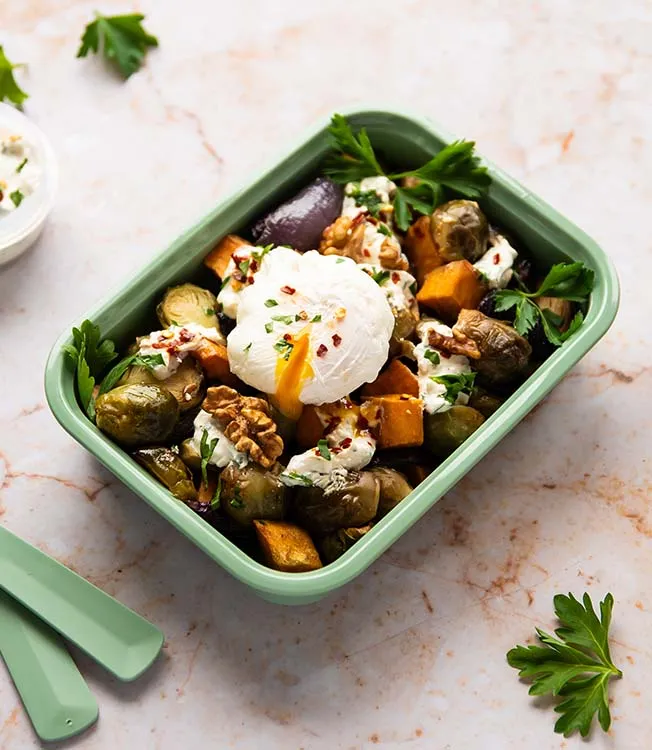 Gebratenes Gemüse mit Feta-Dip