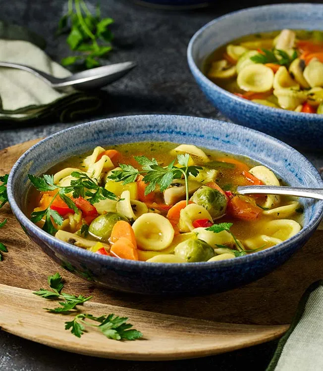 Gemüsesuppe mit Teriyaki Sesam Sauce